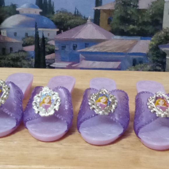 👸 2 Pair Disney Princess Rapunzel Sandals 👸 🆕Costume👗Tangled Dress Up Shoes. - Picture 5 of 11